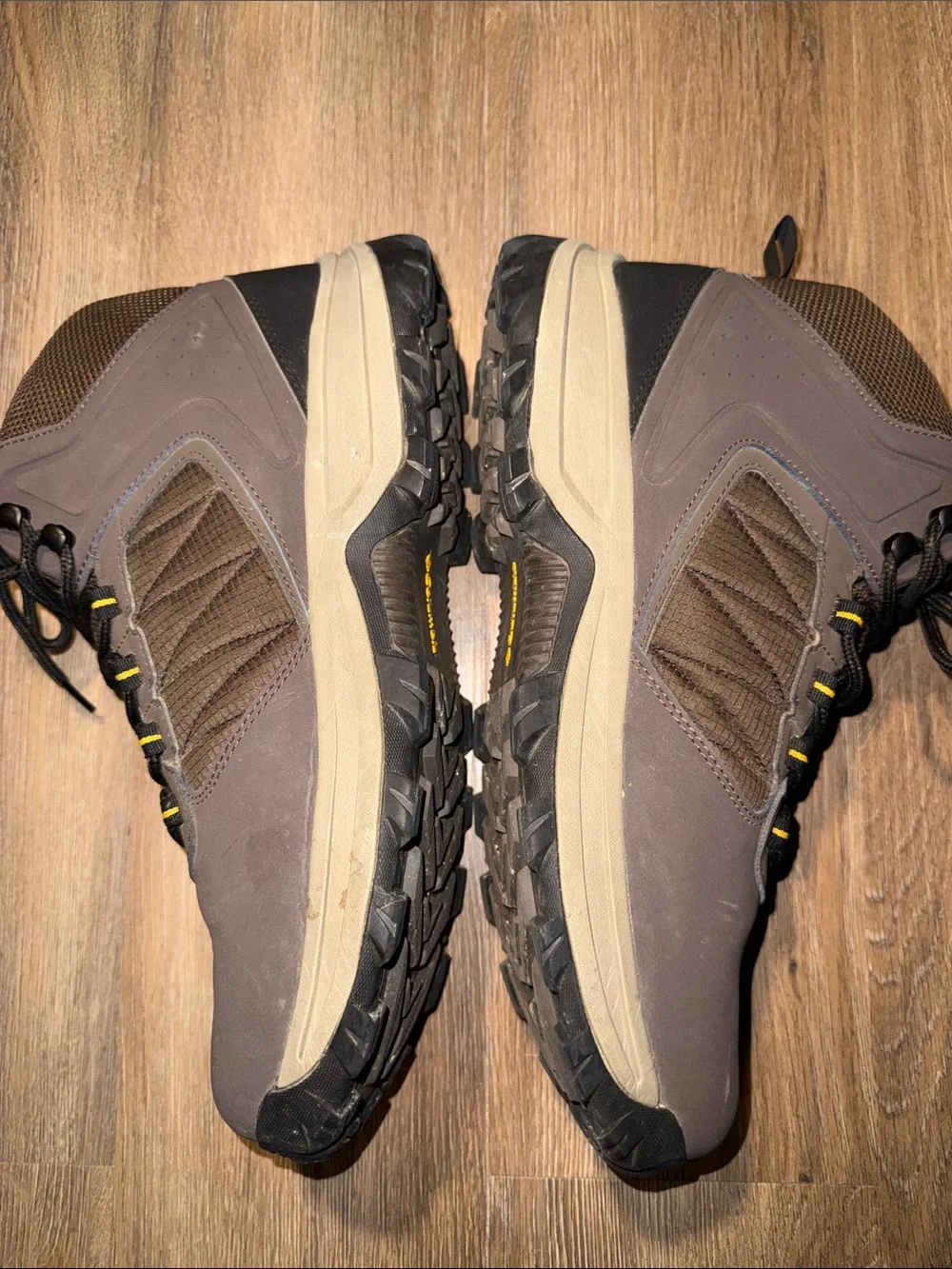 Columbia sturdy hiking